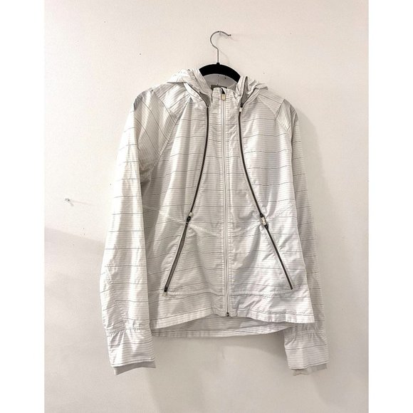 Athleta Run On Jacket White Striped Hidden Hood Windbreaker Size medium - Picture 1 of 5